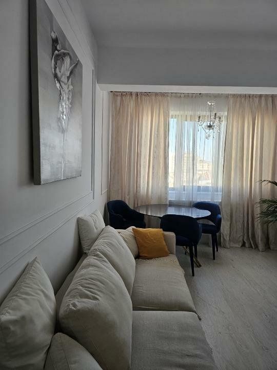Apartament 3 camere ,Lux 13 septembrie Merriott - Poză 2