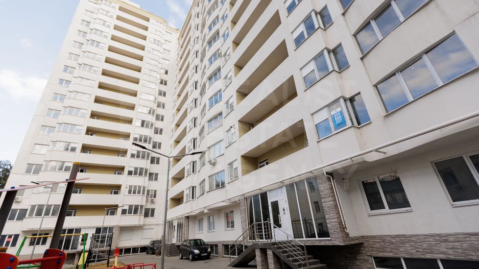 Vânzare, apartament, 2 camere, strada Băcioii Noi, Botanica - Poză 1