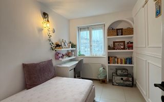 Apartament la cheie / etaj intermediar / Zona Florilor - Poză 11