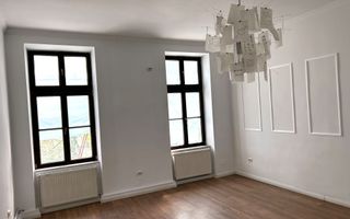 Apartament 1 camera decomandata, in Centru, langa Tribunal! - Poză 1