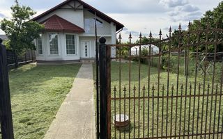 Casă de vânzare în Holboca, zonă centrală, lângă primărie - Poză 5