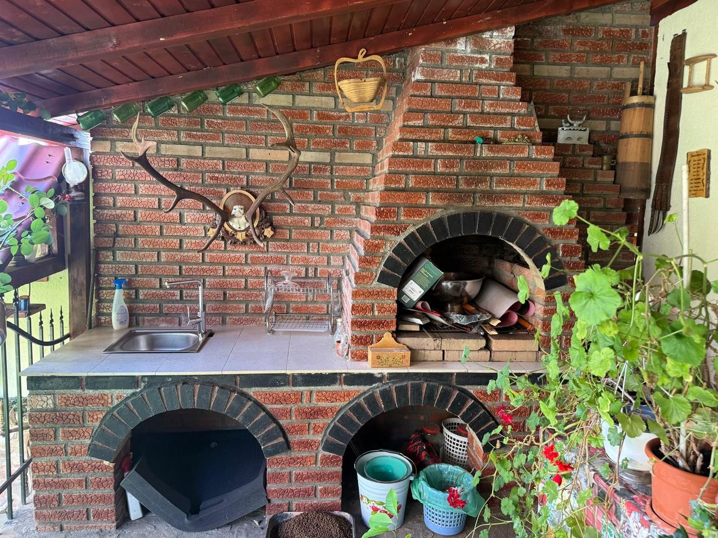 Vila S+P+1,+ garaj inchis + terasa si teren intravilan 6300 mp - Poză 37