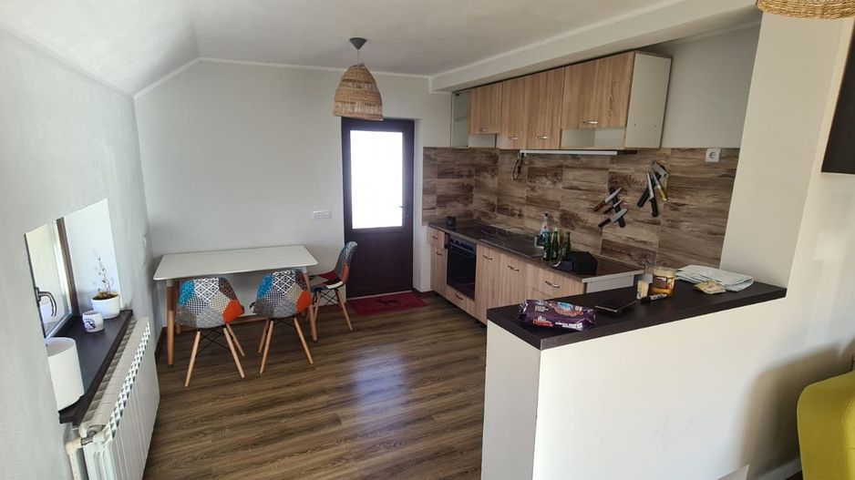 Refugiu la munte - casă cu 3070 mp teren și vedere spre Vârful Rânca - Poză 19