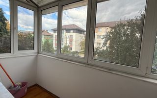 Apartament 3 camere decomandat, etaj 1,  zona centrală - Poză 17