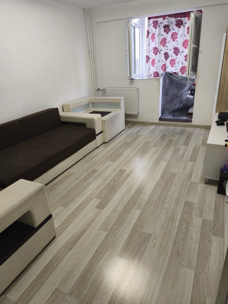 Apartament 2 camere decomandat. - Poză 2