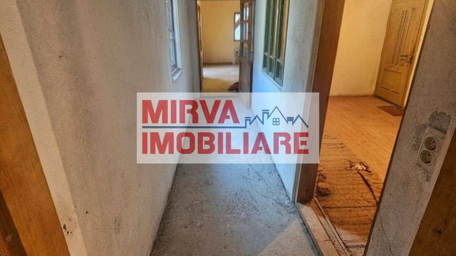 Exclusivitate! Casă cu teren generos în Sat Olteni, Com.Teișani - Poză 37