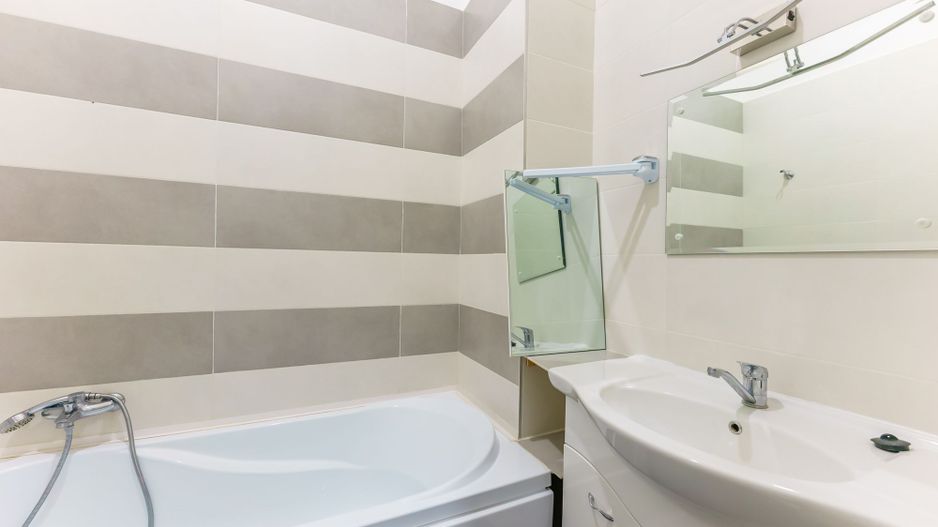 Apartament ultracentral cu 3 camere Arad - Poză 9