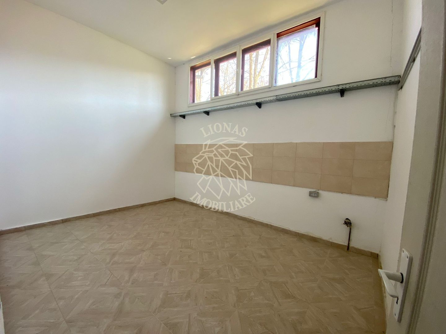 Spatiu Industrial/ Hala/ Depozit- 1200 mp- Peste Podul Budacului - Poză 6