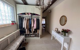 Casa individuala 5 camere 2 bai si 450 mp curte pe Calea Poplacii - Poză 6