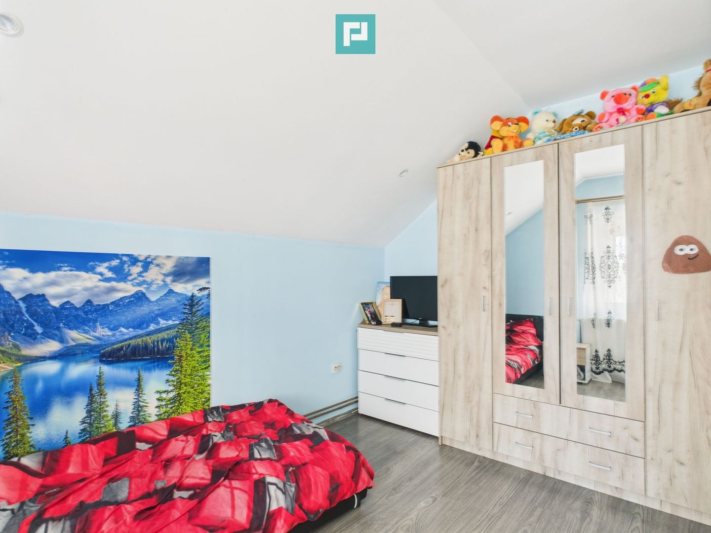 Casă spațioasă cu grădină în Topolovățu Mare - Poză 20