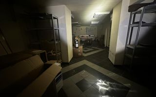 Oportunitate unica!Spatiu comercial parter+demisol, plus apartament la etaj - Poză 10