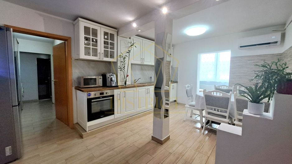 Apartament renovat cu 3 camere decomandate | Lipovei Sever Bocu - Poză 3