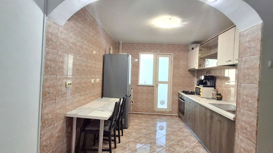 Apartament 3 Camere zona Piata Munci - Poză 8