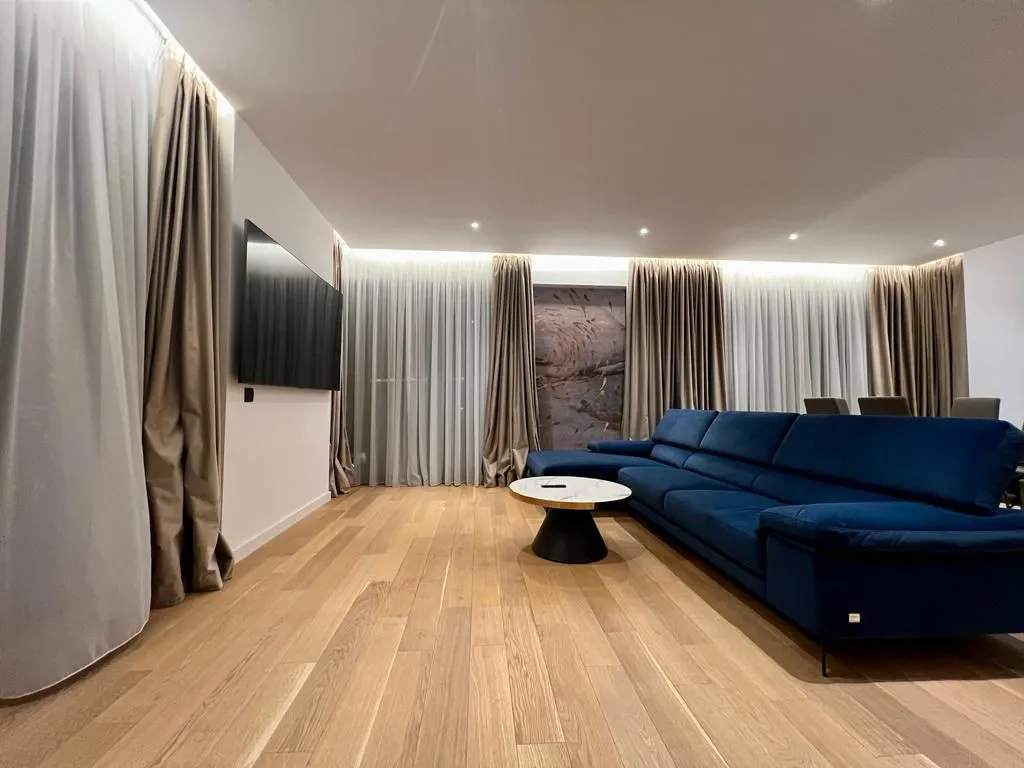Inchiriere apartament 4 camere | One Herastrau Towers — fotografia 1