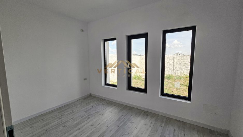 Casa Premium parter | 4 camere | comuna Berceni - Poză 10