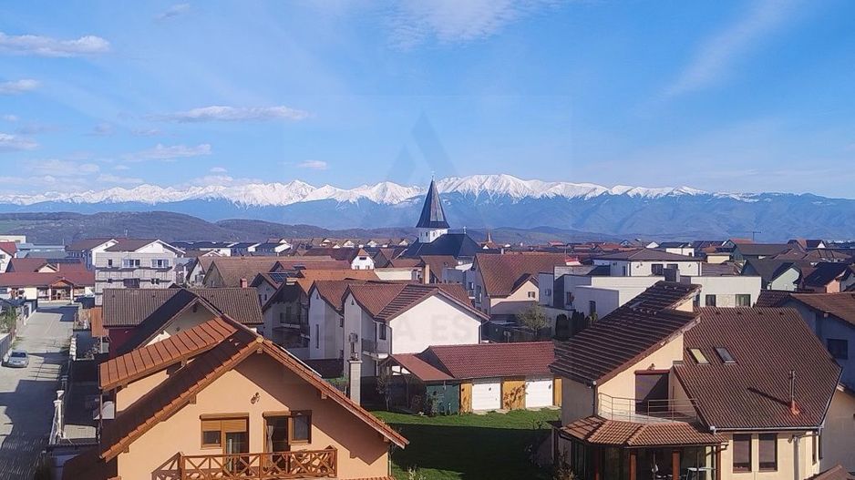 Apartament 4 camere 90 mp utili 2 bai si loc de parcare in Selimbar - Poză 4