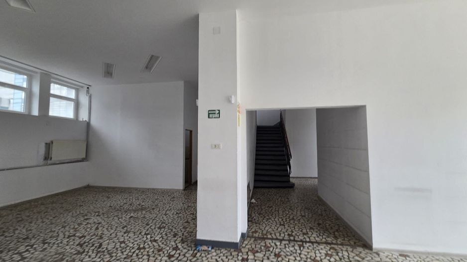 Spatiu comercial de inchiriat ultracentral - Poză 3