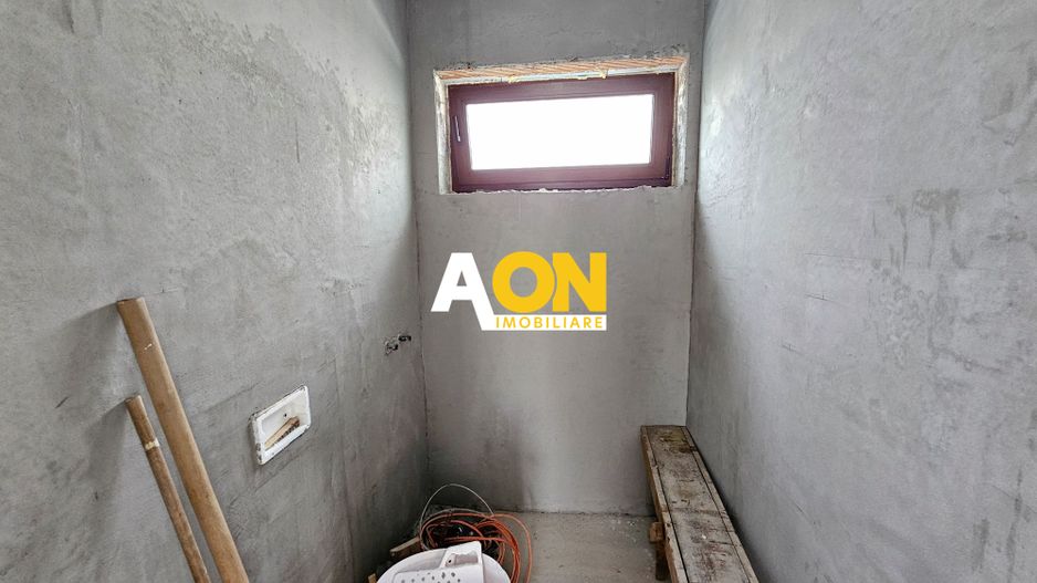 Casa semifinisata, 4 camere, 392 mp teren,  Barabant - Poză 6