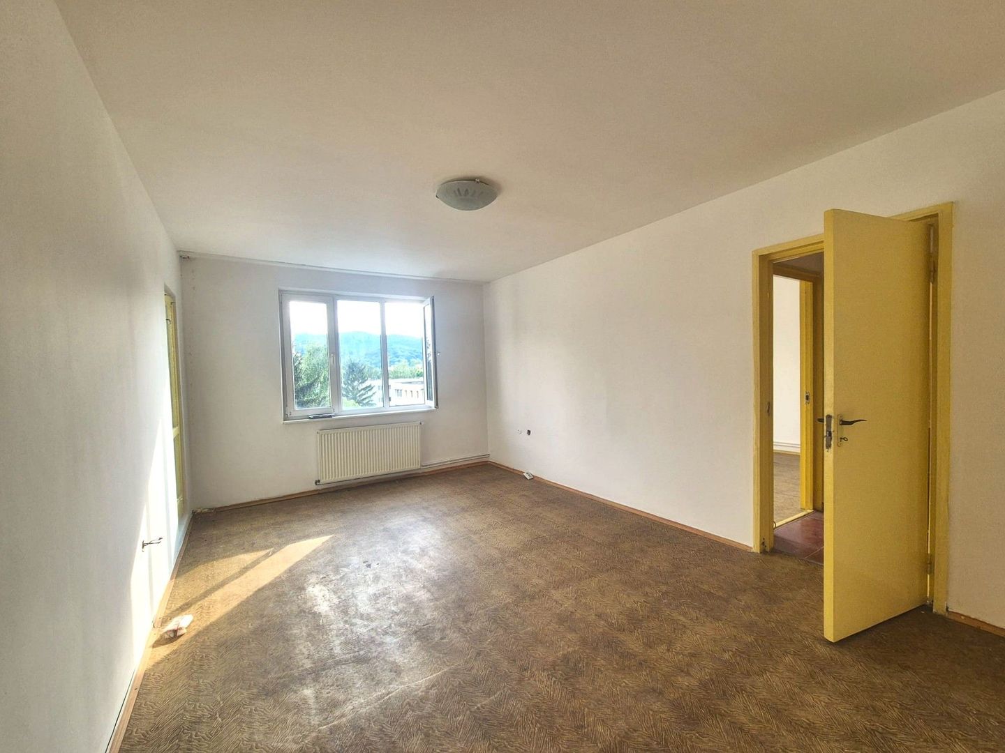 Calea Bucuresti, 2 camere cu priveliste, liber la vânzare - Poză 7