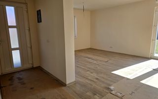 Casa individuala pe parter in Mosnita Noua ! - Poză 3