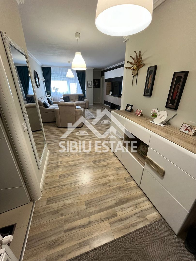 Apartament cu 3 camere parcare subterană și 2 balcoane  Turnisor - Poză 2