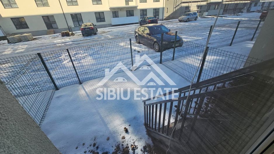 Apartament cu gradina, 3 camere Ready to move - Poză 1