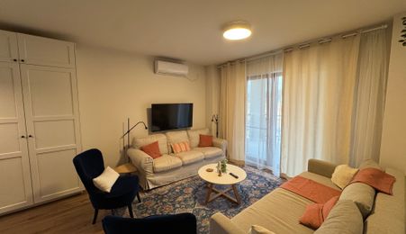 Apartament cu 2 camere, 70 mp, parcare, Zona Green Residence