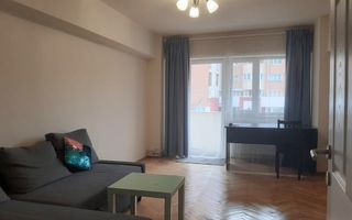 Vanzare 3 camere complet renovat zona pietonala Racadau - Poză 3