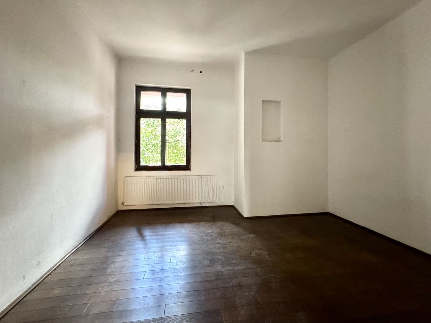 Casă pretabilă pentru spațiu de birouri, cu teren – în zona Bălcescu - Poză 10