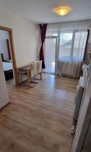 Apartament cu 1 cameră, curte privată și parcare inclusă, zona Terra. - Poză 1