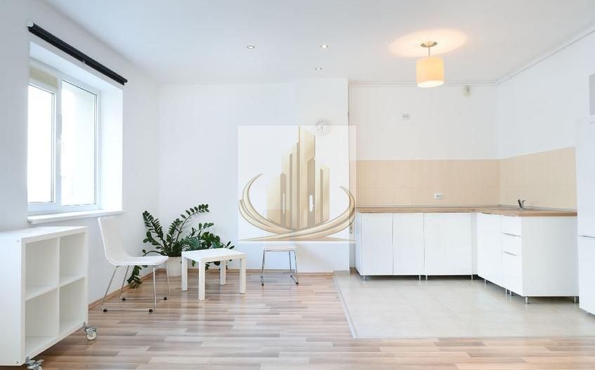 Apartament 3 camere | 2 băi | 84 mp | Etaj 10 Sector 4 - Poză 2