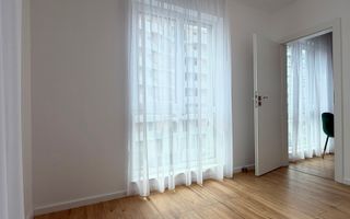 Apartament 2 camere, balcon, etaj intermediar, garaj, zona Eroilor - Poză 7