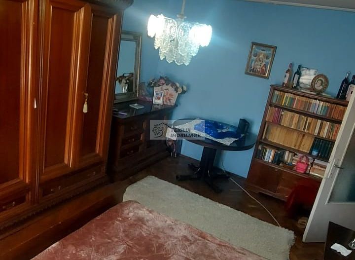 Vând apartament 3 camere-ETAJUL 1 - Poză 6