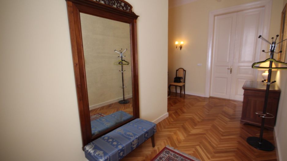 APARTAMENT DEOSEBIT IN ZONA CENTRALA - Poză 23