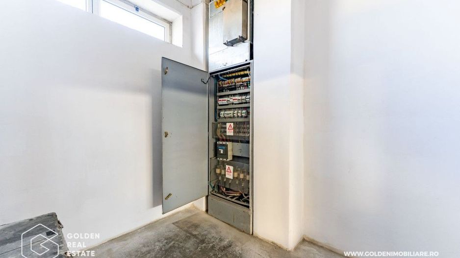 Hala pentu productie In zona Micalaca - Poză 14