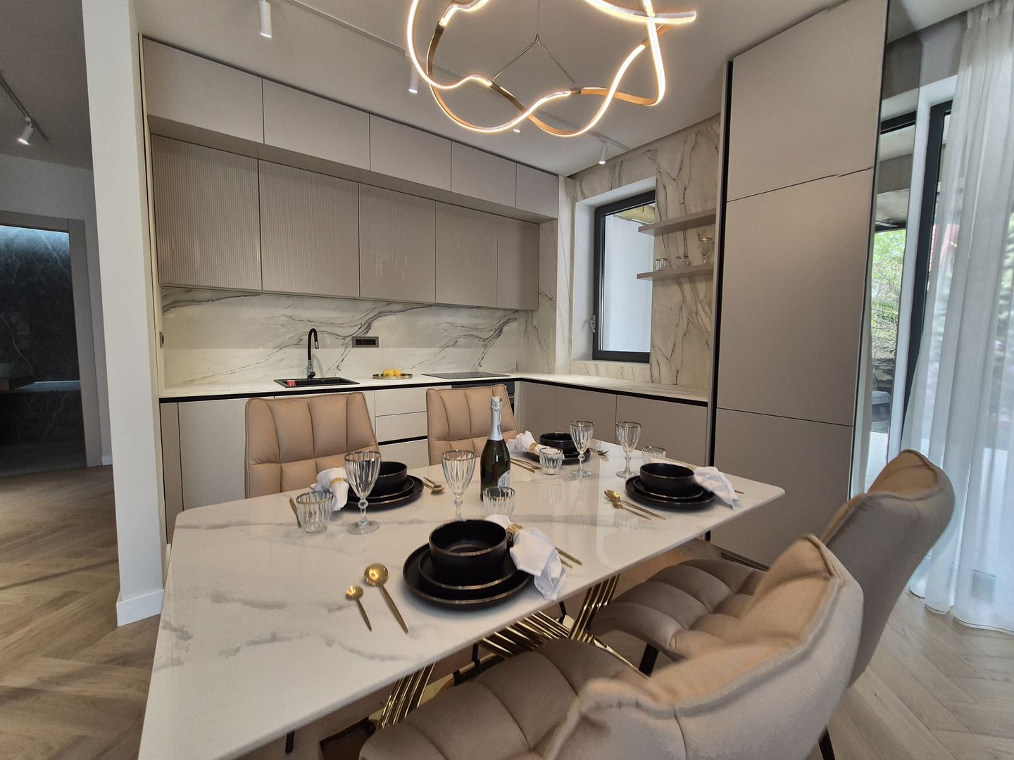 Apartament cu 2 camere + terasa 79,56 mp - Iancu Nicolae - Poză 3