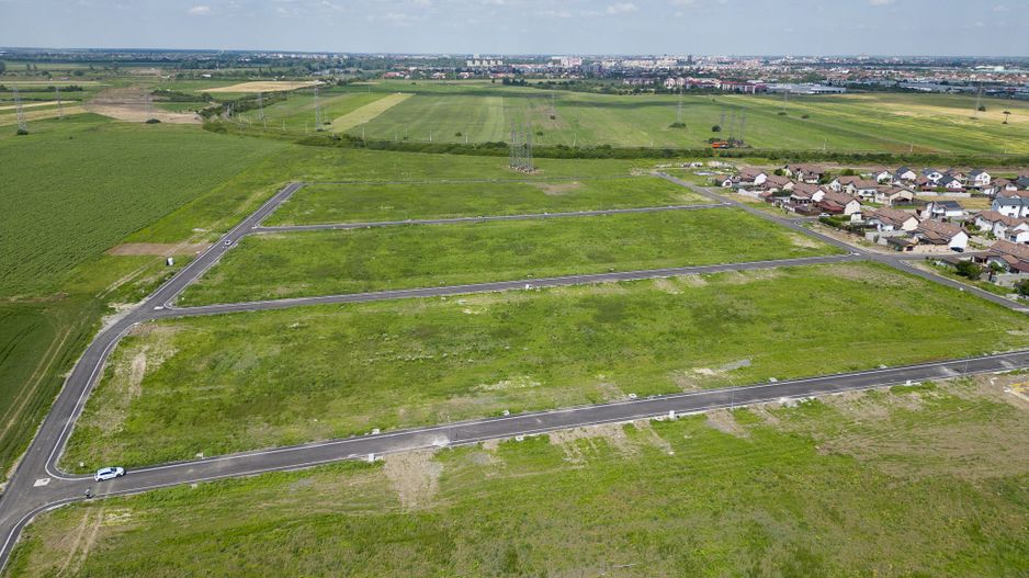 Loc de casa de 476 mp în Via Carmina - Poză 8