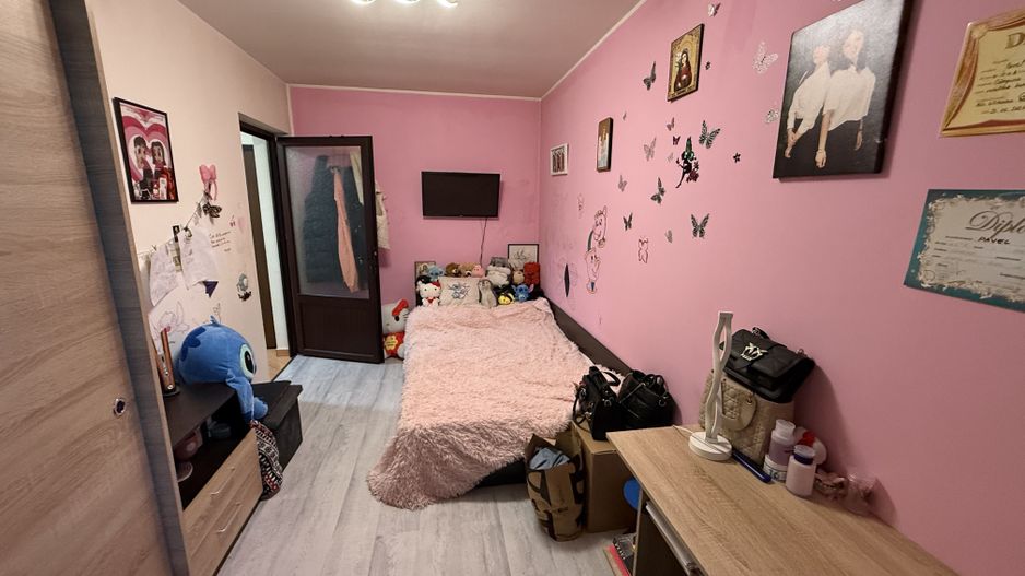 Apartament 3 cam modern complet renovat - mobilat Campina- central - Poză 17
