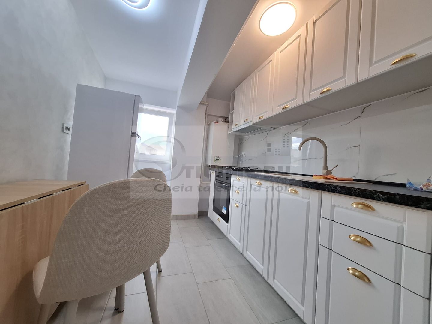 Liber, mobilat, de vanzare apartament 2 camere, Cug Pepiniera - Poză 6