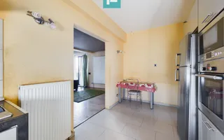 Vilă spațioasă cu 8 camere, Grădiște - Poză 20