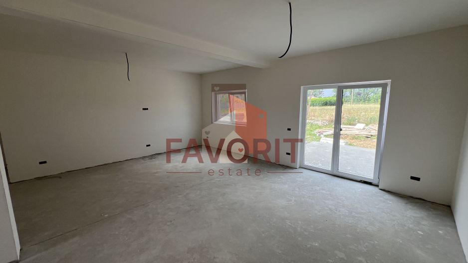 Duplex 4 camere despartit prin camera tehnica | Chisoda - Poză 3