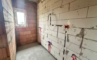 Duplex separat prin camera tehnica in Mosnita Noua - Poză 5