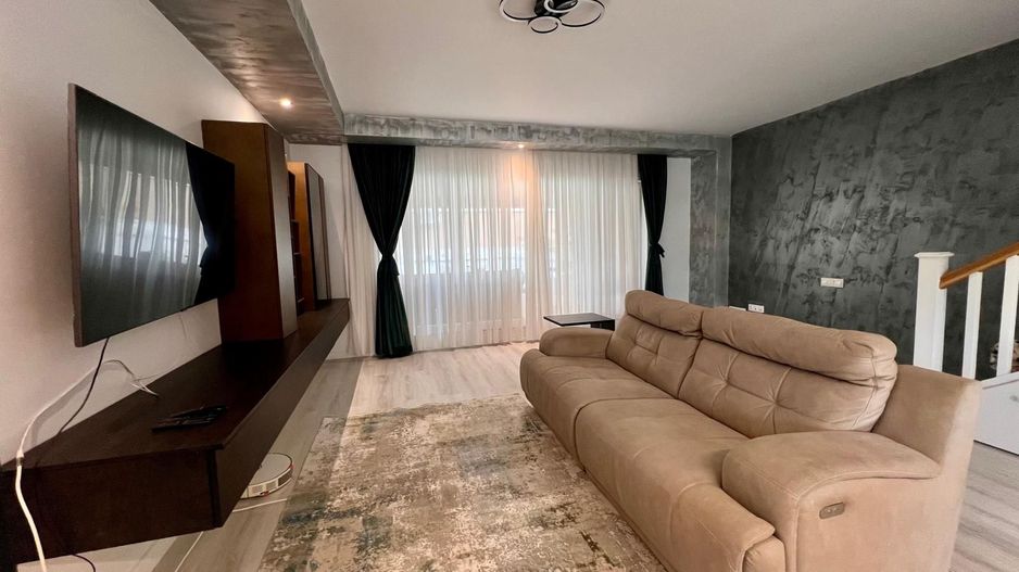 Vila 4 camere Ansamblul Rezidential Cosmopolis - Poză 4