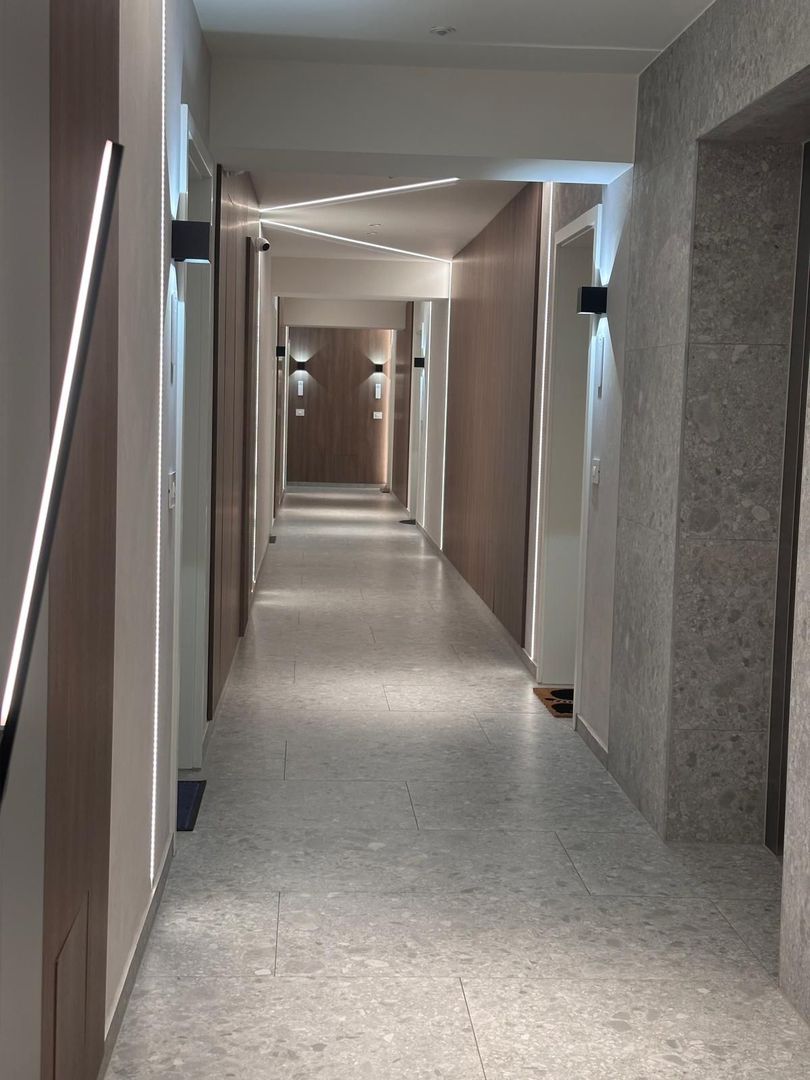 Apartament lux cu 2 camere de închiriat - zona Coresi - Poză 12