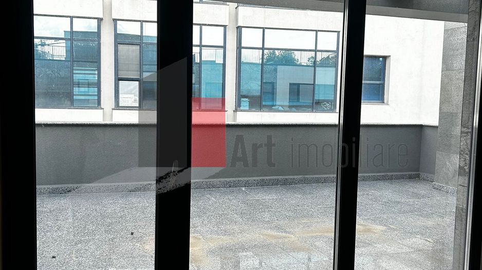 Apartament cu 3 camere - Zona Unirii - Poză 11