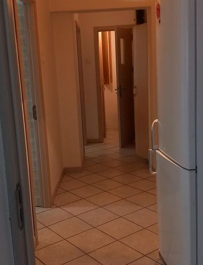Închiriez apartament 2 camere, Unirii, mobilat, utilat, metrou 5min - Poză 4