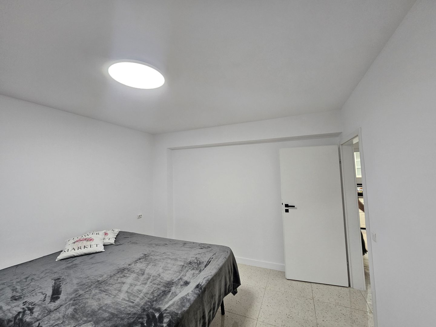 Apartament 3 camere in spatele bisericii Bazilescu - Poză 10