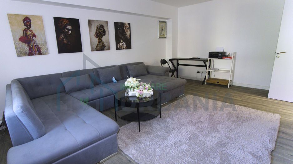 Apartament spatios renovat, Podu Iloaiei - 4 camere, pret 150.000 EUR - Poză 23