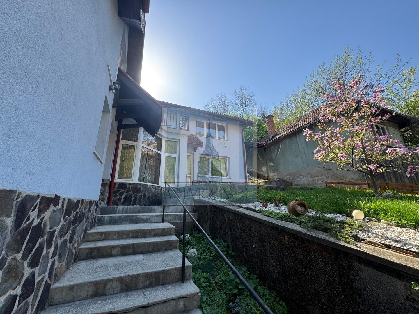 Vilă deosebită cu 6 camere în zona Şchei, Braşov - Poză 4