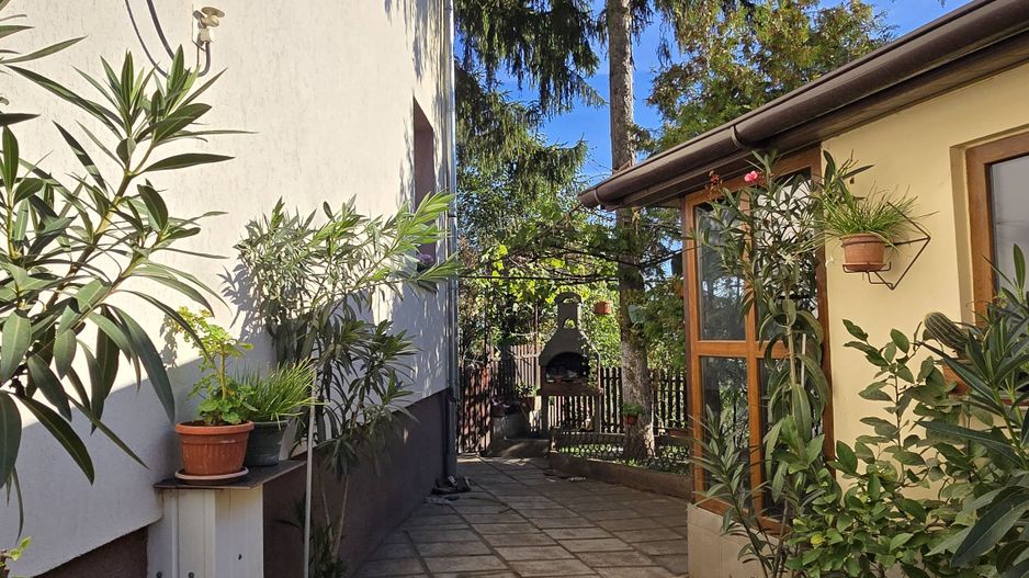 Casă spațioasă cu 6 camere în Triaj preț ajustat - COMISION 0%🌿🏡 - Poză 16